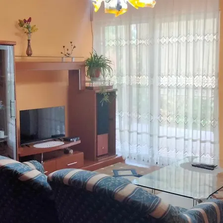 Tahiri Apartment